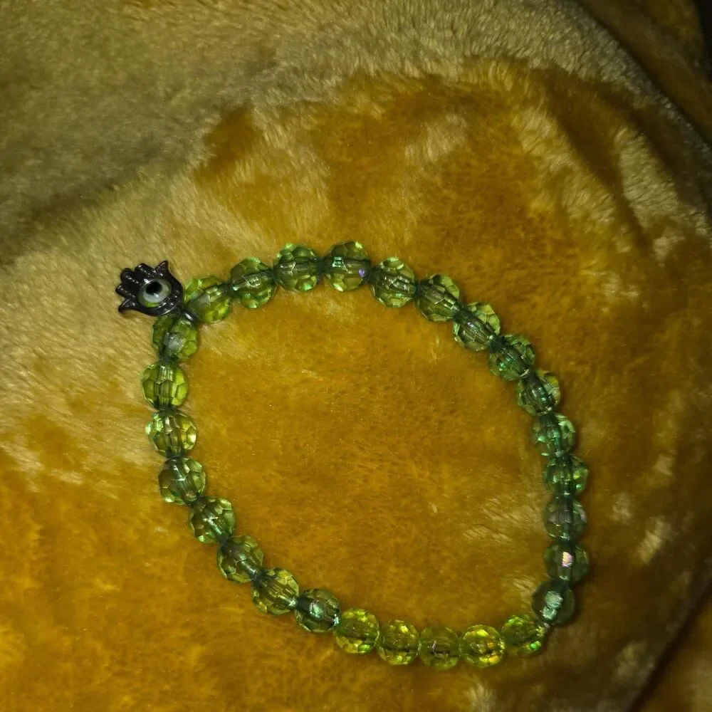Source Unknown clear green